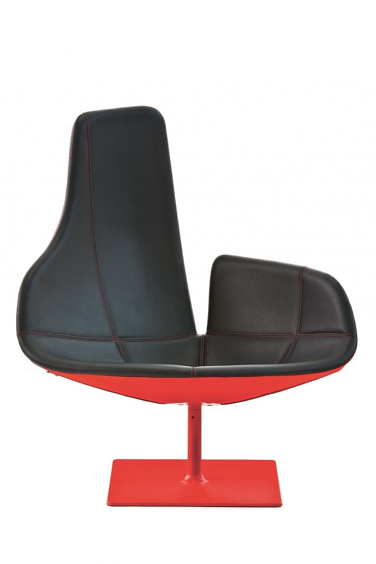 British designer Ross Lovegrove’s Diatom chair for Moroso draws qualities from nature.