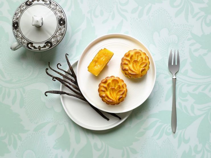 Ritz Mini Lava Custard with Vanilla