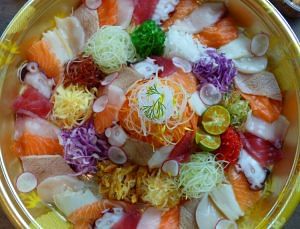FiSK Seafoodbar & Market - Fortune Yu Sheng Platter