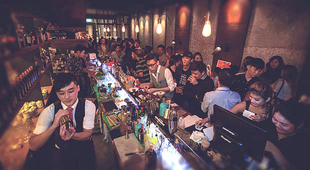 Singapore cocktail scene
