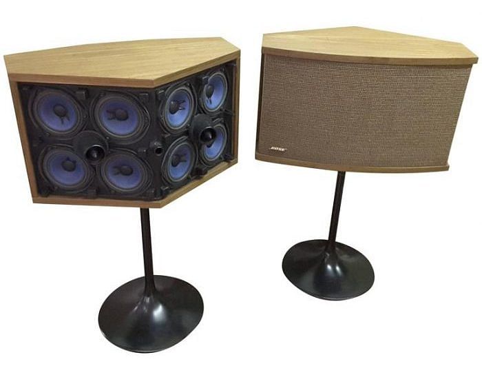 A pair of Bose 901s