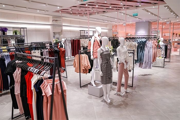 How retail brands are utilising technology to lure shoppers back to ...