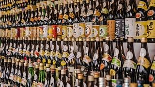 sake bottles experts