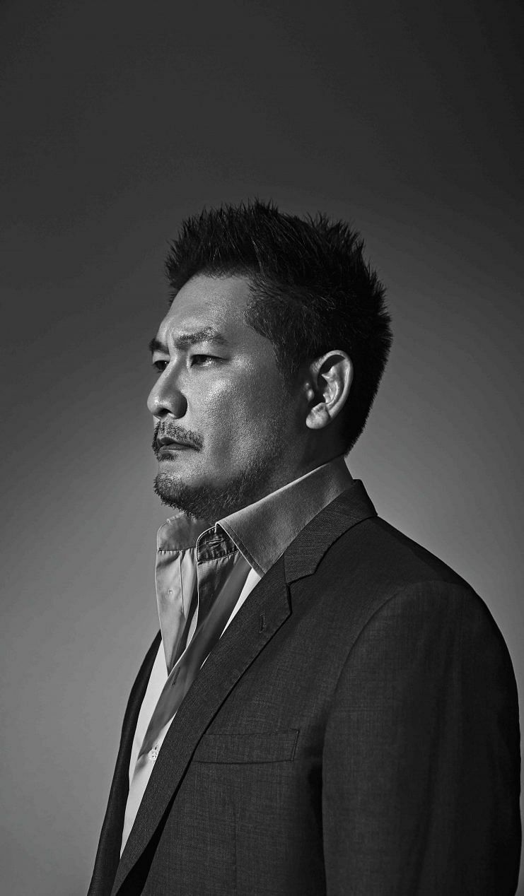 Chatri Sityodtong is wearing his own clothes in this shot.