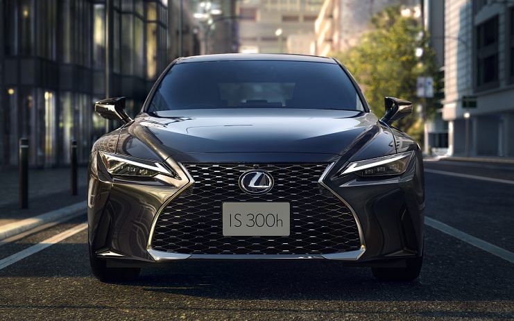 The front end of the Lexus IS 300h is lower and wider.