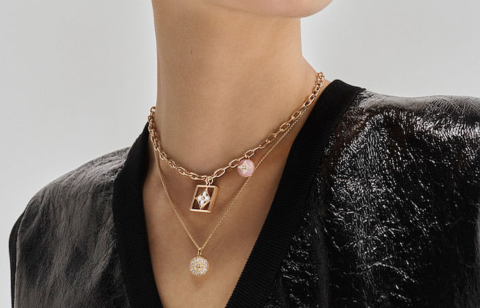 Louis Vuitton Launches the B.Blossom Jewelry Collection  Fashion jewelry,  Louis vuitton jewelry, Jewelry collection