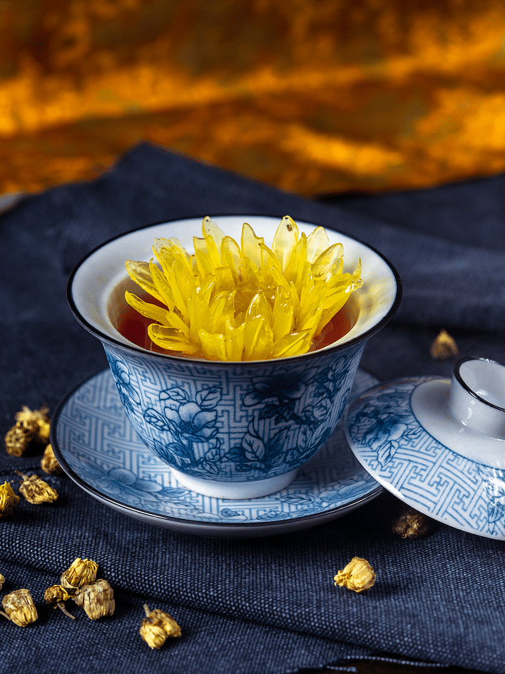 Ju Hua Tai's Chrysanthemum's Secret cocktail