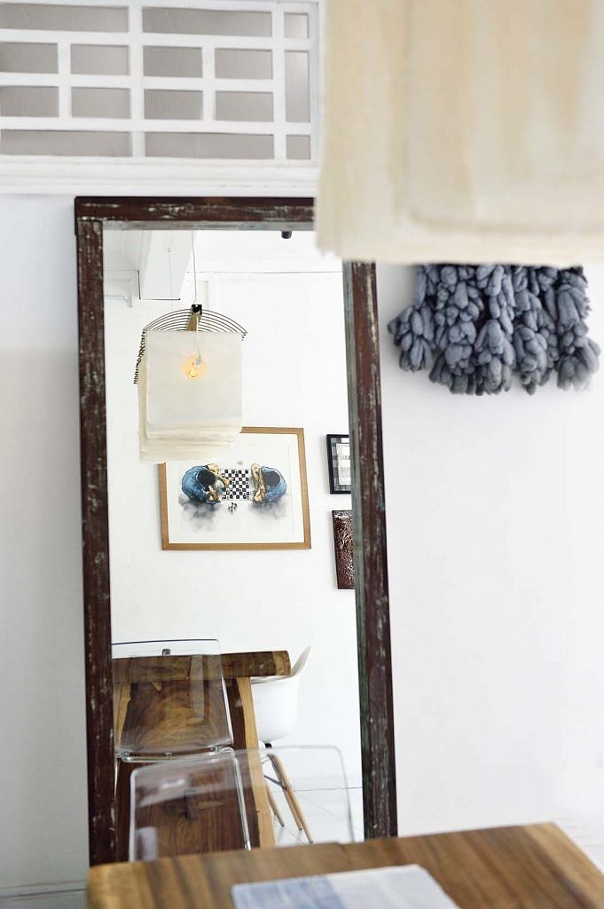 House Tour: The Barefoot Luxury Of This $50,000 Renovated Black-and 