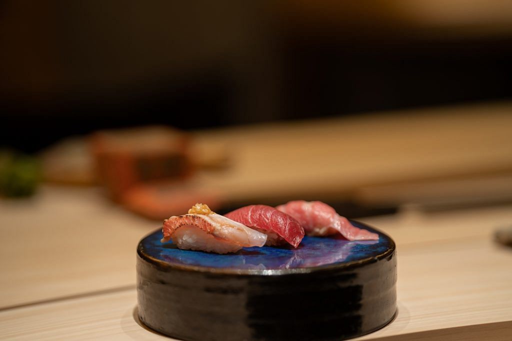 Fine Japanese cuisine Maetomo - sushi