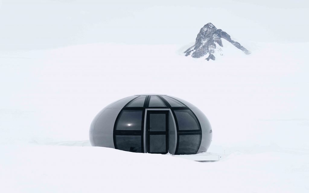 White Desert Echo Camp, Antartica