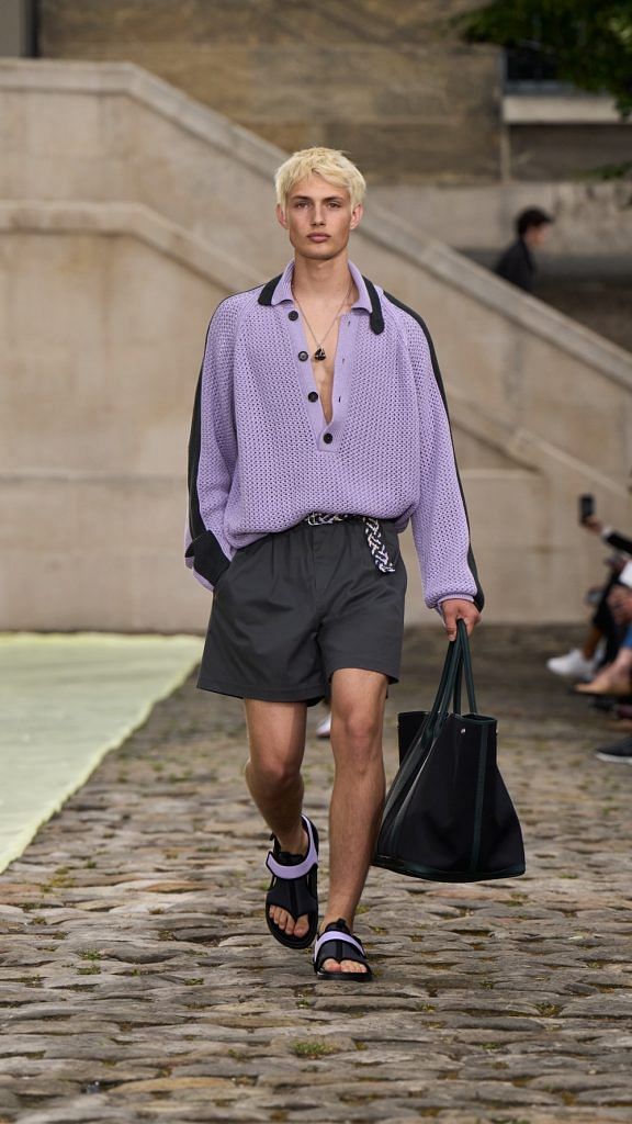 Hermès bag in 2023  Sneakers outfit men, Mens fashion classy, Hermes men