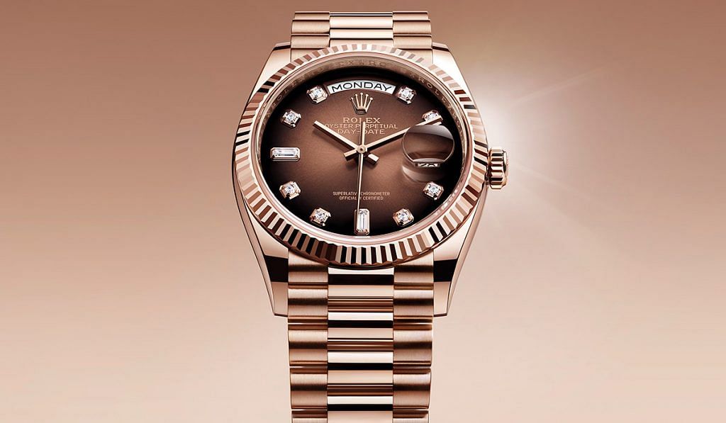 Rolex symbol on online glass